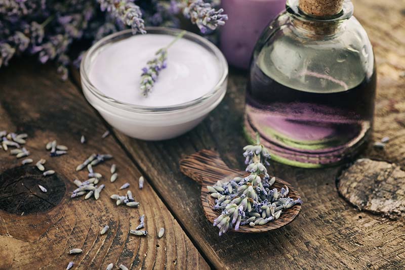 10 Exciting Ways to Use Herbs in Your House
